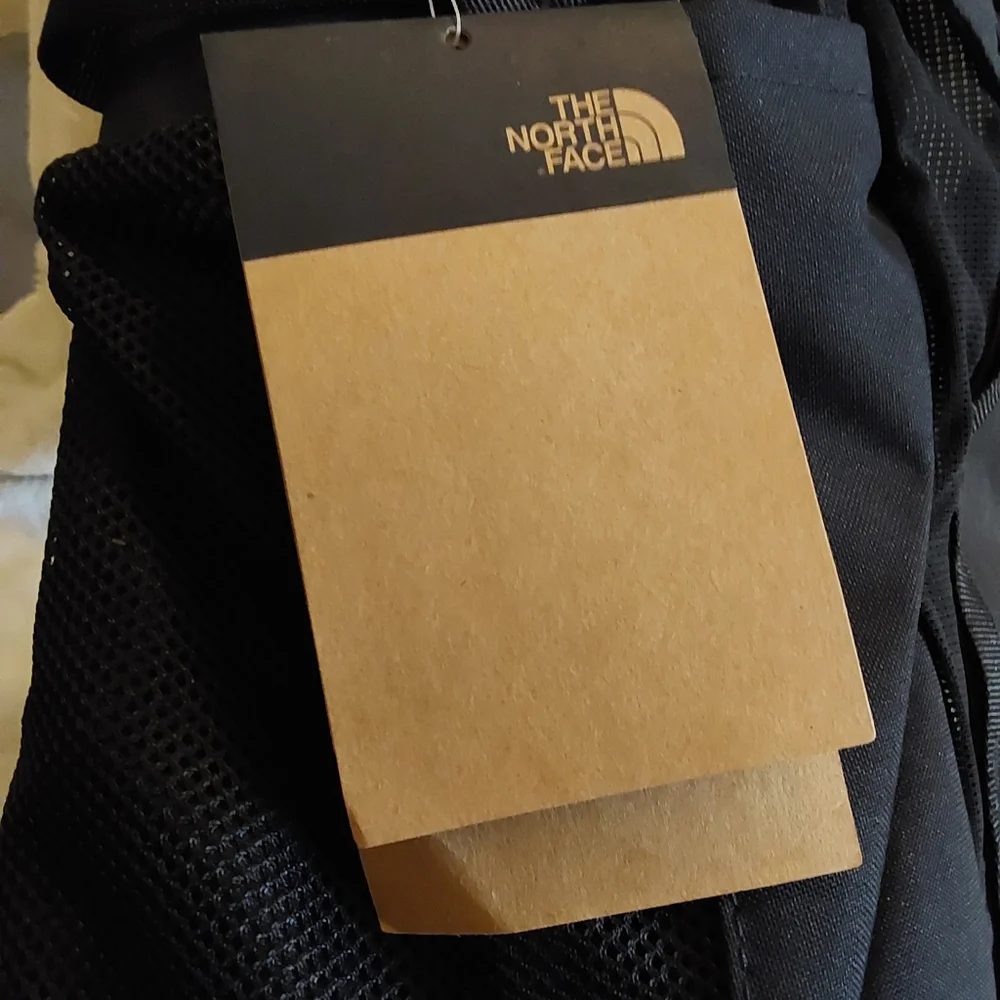 🌺NWT The North Face Dyno Flexvent Black Utility Backpack
